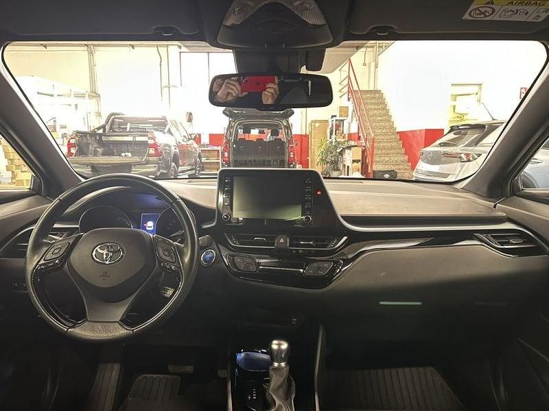 Toyota C-HR 2.0 Hybrid E-CVT Trend