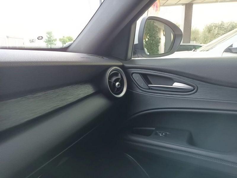 Alfa Romeo Stelvio 2.2 Turbo Diesel 190CV AT8 Q4 Business