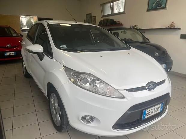 Ford Fiesta 1.2 82 CV 5 Porte Titanium