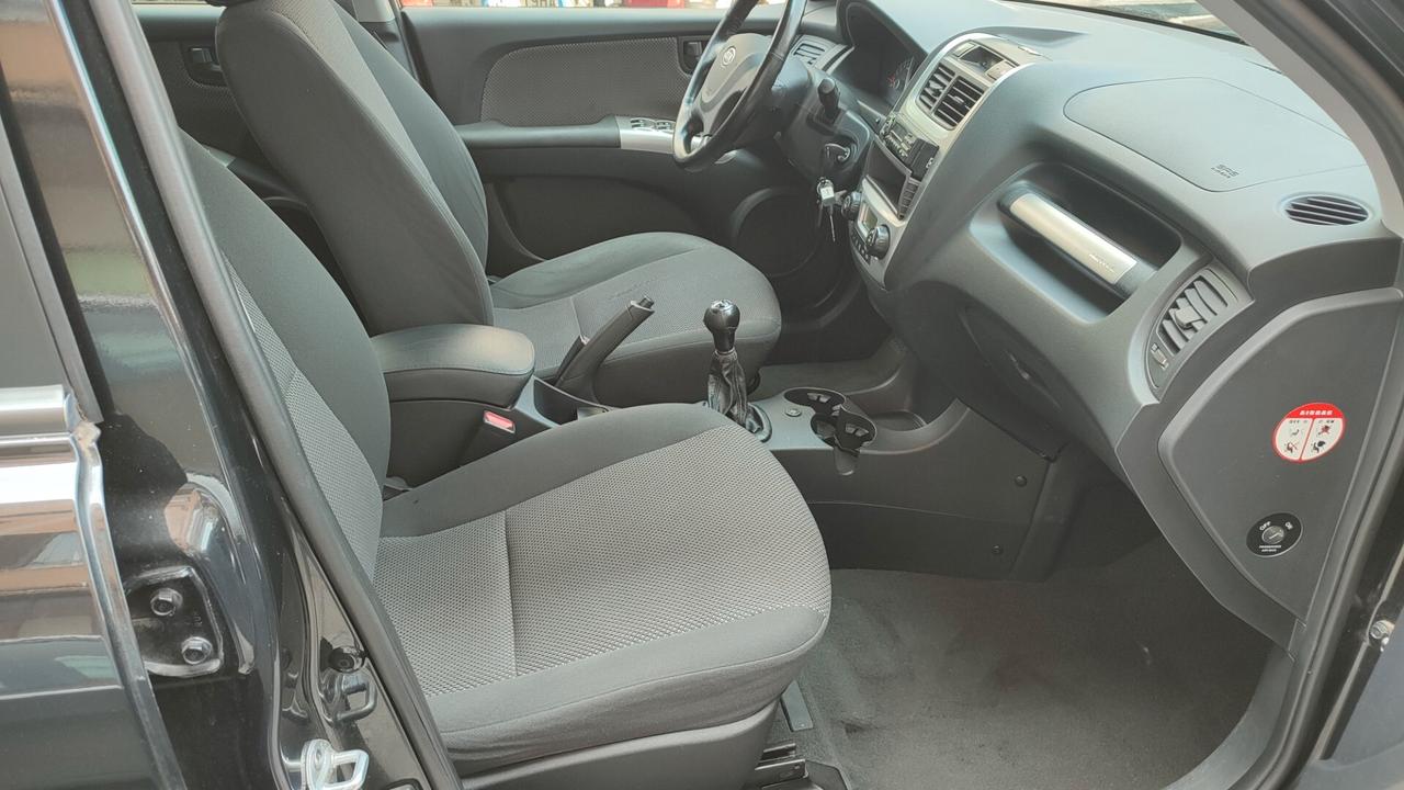 Kia Sportage 2.0 BENZINA/GPL16v Active EcoSuv 2wd