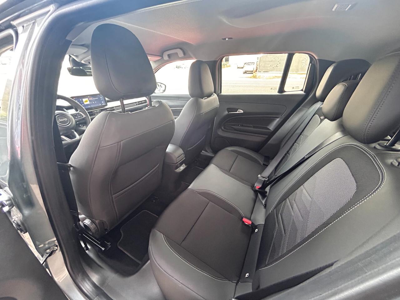 Jeep Avenger 1.2 Turbo 100 CV Summit