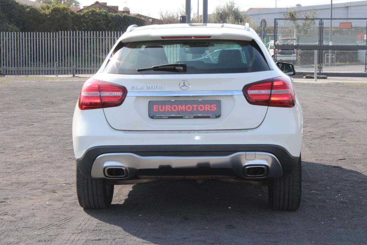 Mercedes-benz GLA 200 d Tua A SOLI 251€ Automatic Premium