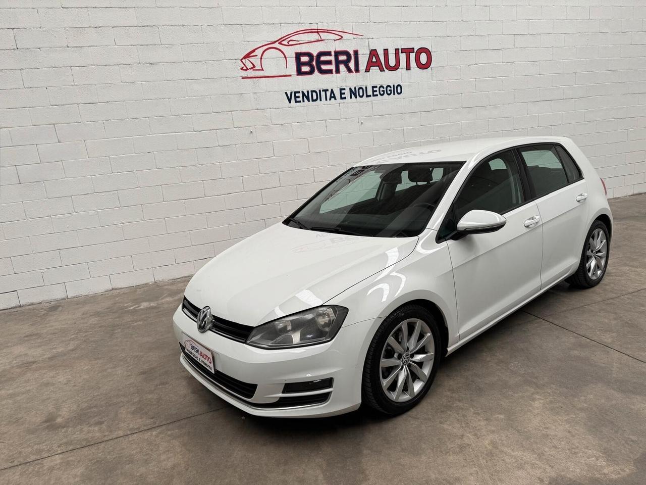 Volkswagen Golf Business 1.4 TSI adatta neopatentati