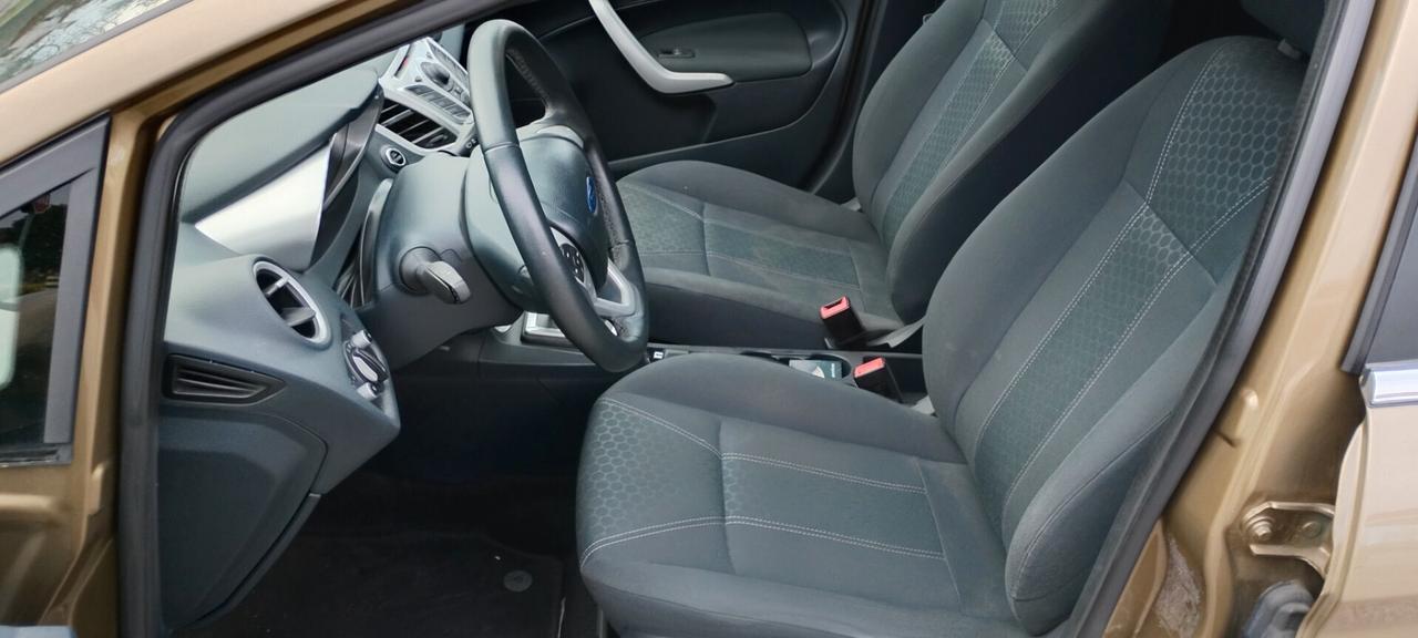 Ford Fiesta 1.4 96CV aut. 5 porte Titanium