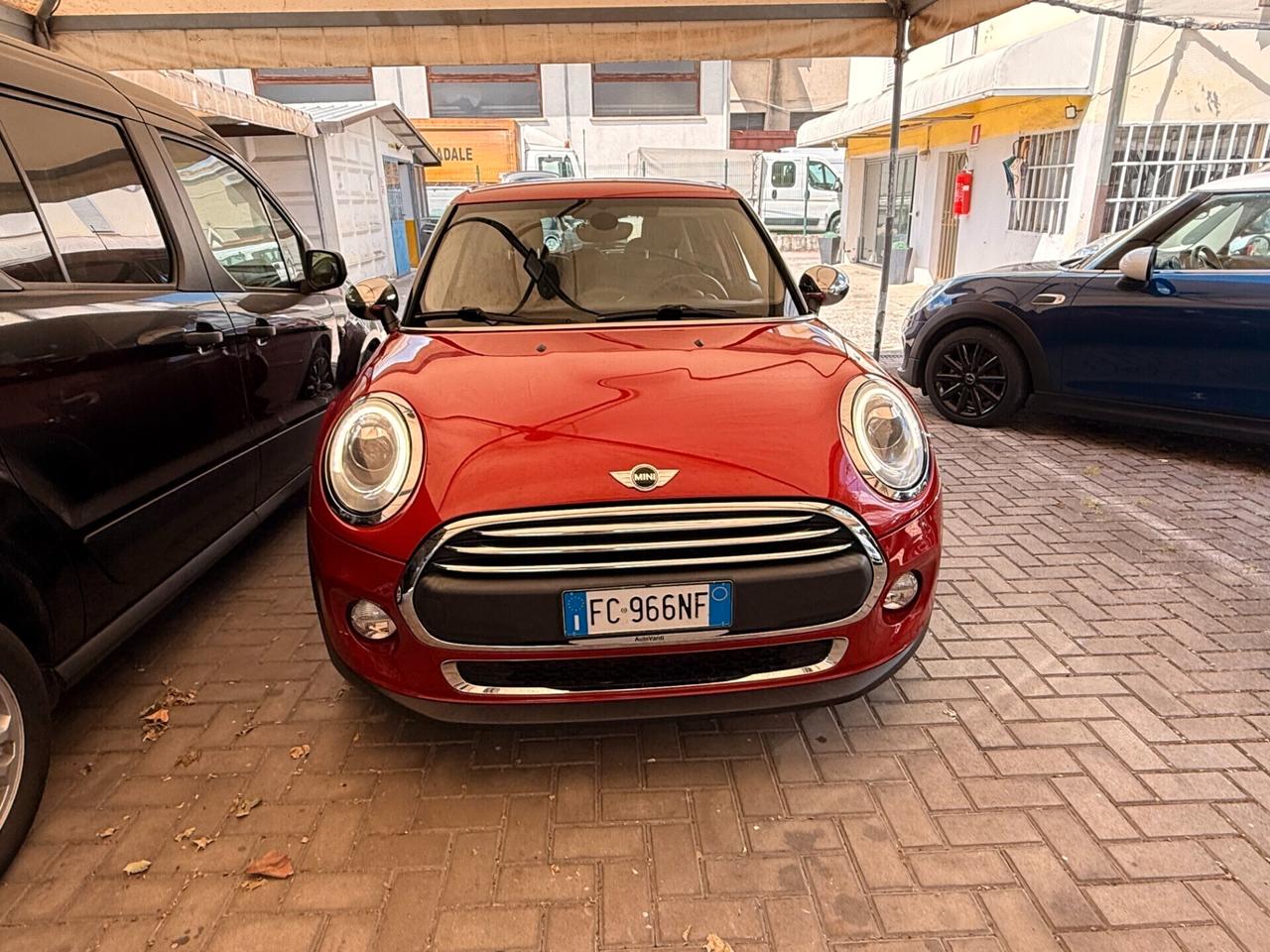 Mini 1.5 Cooper D Euro 6B 5 Porte