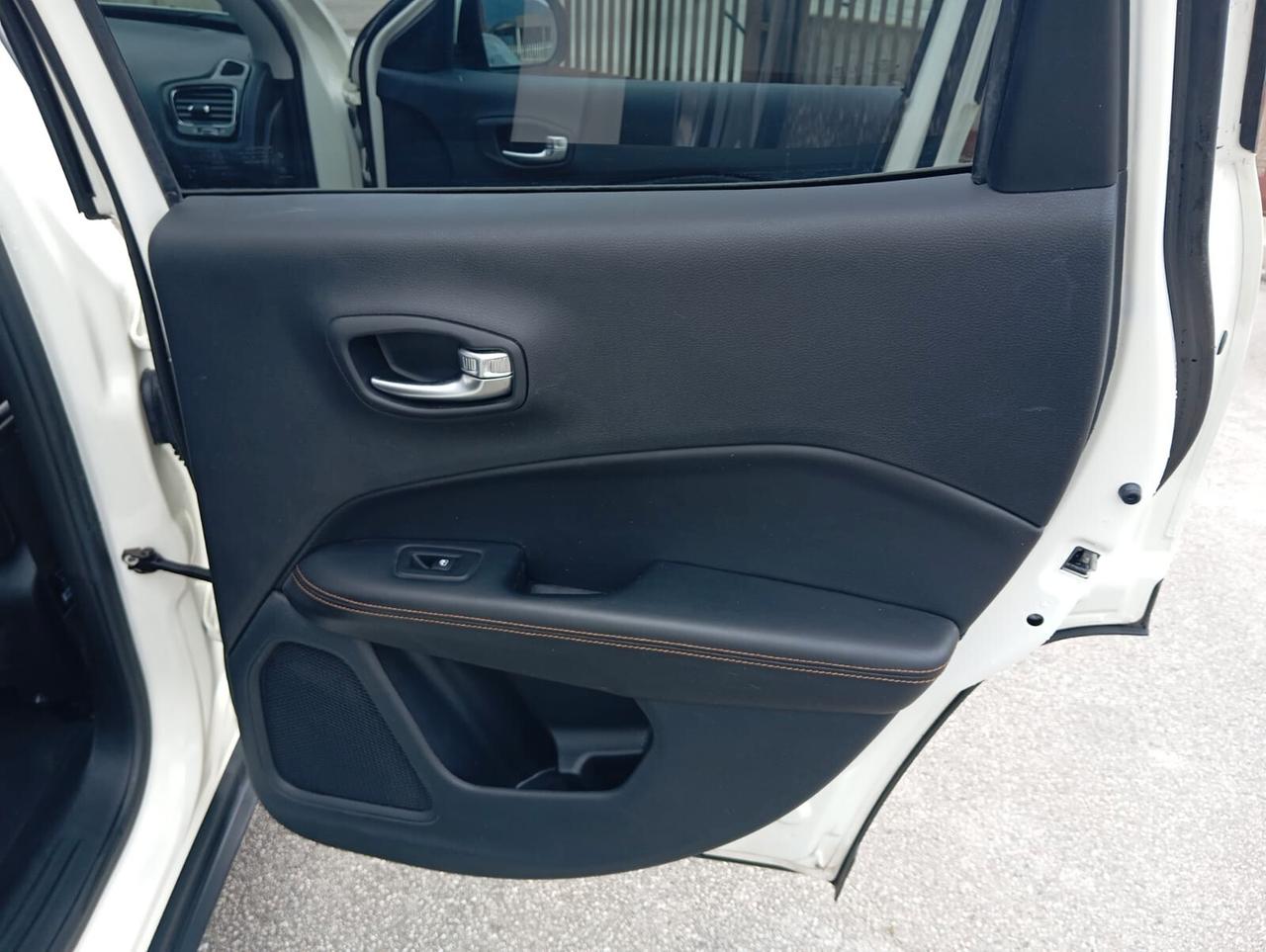 Compass 1.6 Mjt LIMITED KM CERTIFICATI