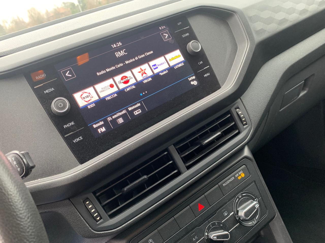 Volkswagen T-CROSS 1.0 TSI Urban - ADATTA A NEOPATENTATO