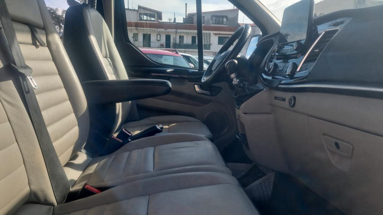 Ford Tourneo Custom 320 2.0 EcoBlue 130CV PC c/sollev. Titanium-9 -POSTI