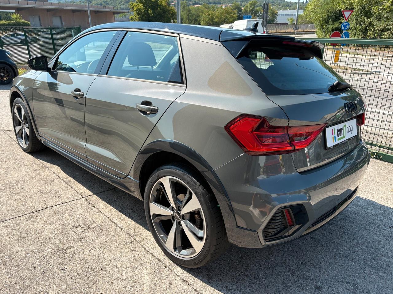 Audi A1 allstreet 30 TFSI S tronic Identity Contrast