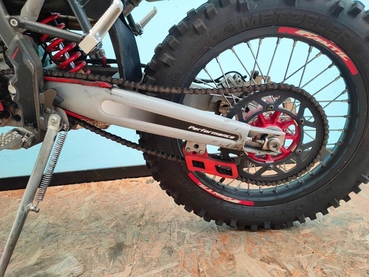 Fantic Motor XEF 125: divertente e potente