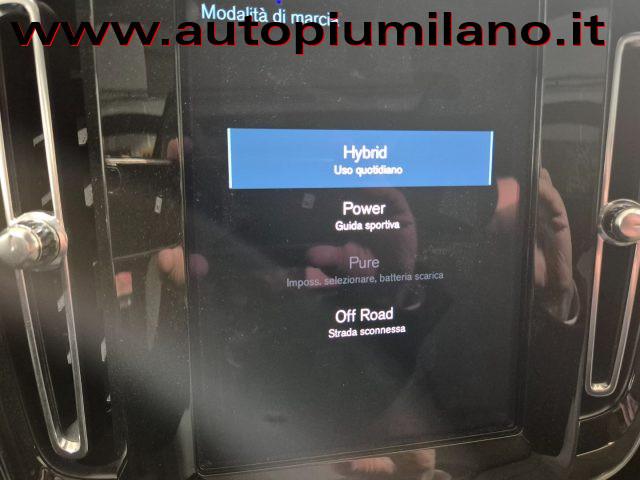 VOLVO XC40 T5 Recharge Plug-in Hybrid Inscription