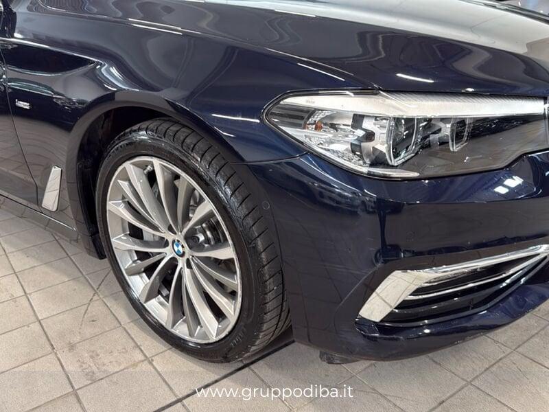 BMW Serie 5 G30 2017 Berlina Benzi 540i xdrive Luxury auto