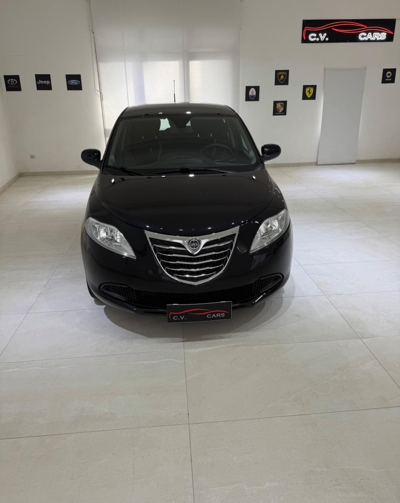 LANCIA YPSILON 1.2 69 CV 5 PORTE GPL ECOCHIC GOLD