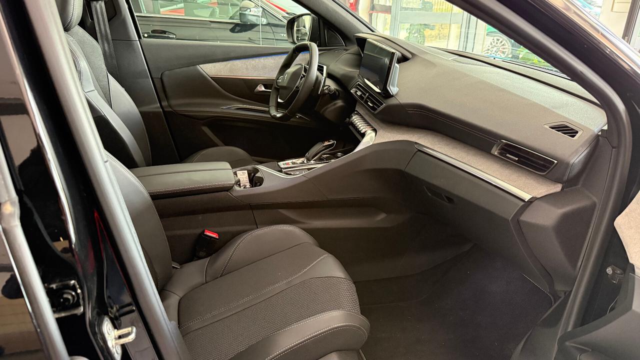 PEUGEOT 3008 GT PACK TETTO APRIBILE