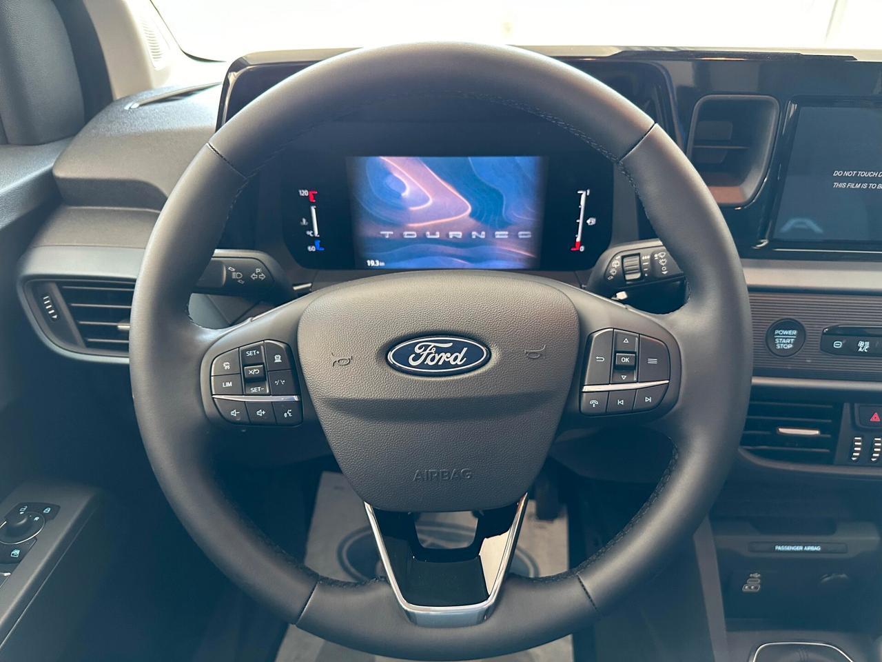 Ford Tourneo Courier 1.0 EcoBoost Powershift Active