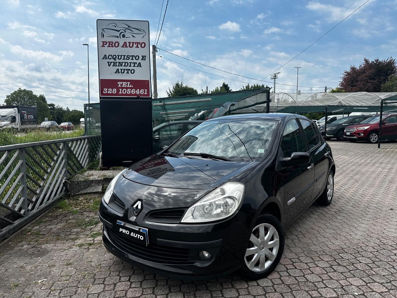 Renault Clio 1.2 16V 5 porte Dynamique