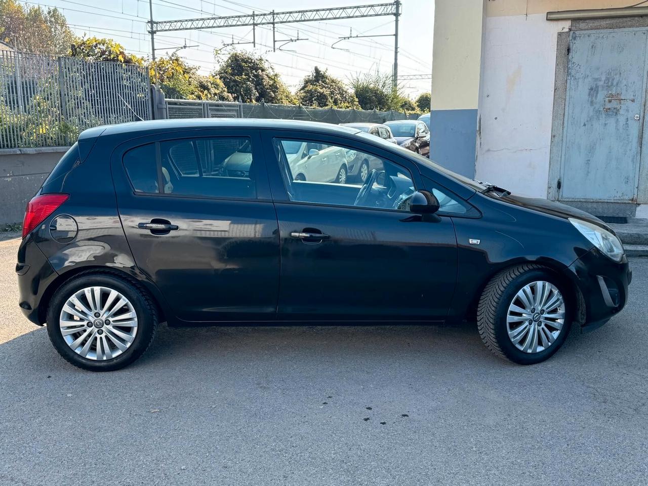 Opel Corsa 1.2 85CV 5 porte GPL-TECH Elective