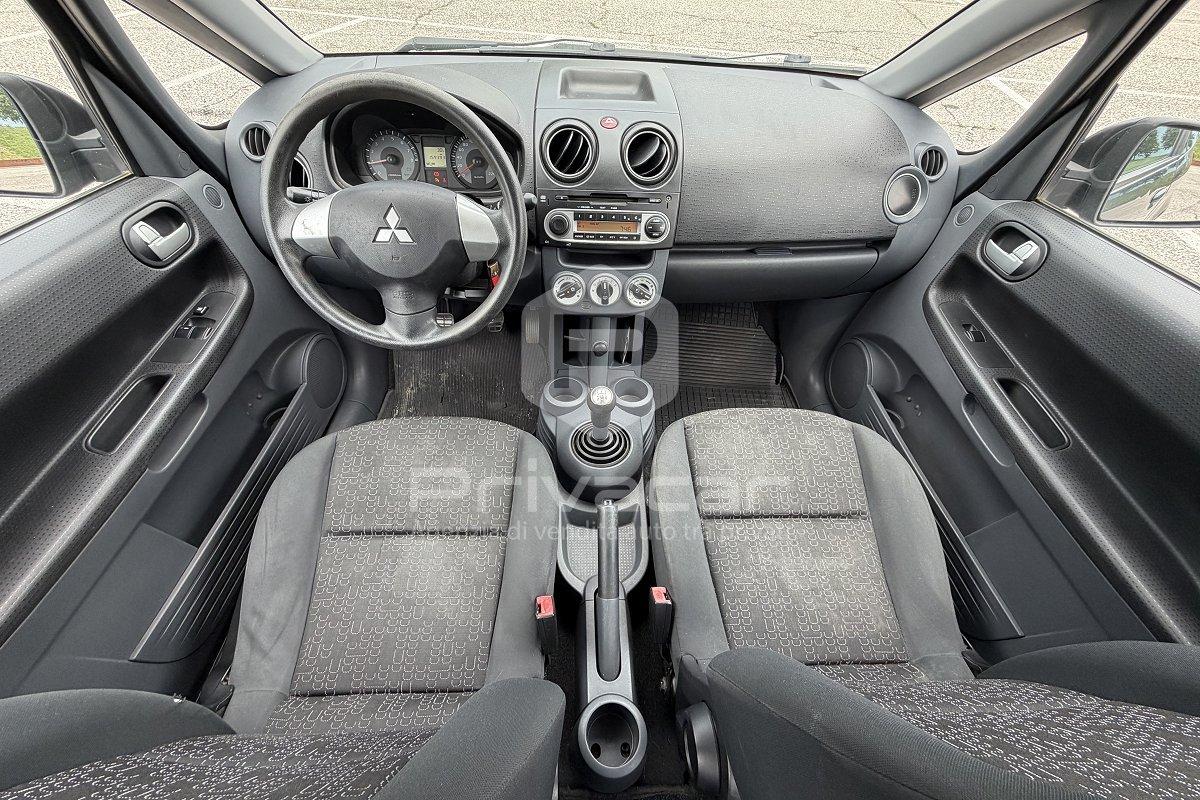 MITSUBISHI Colt 1.1 12V 3p.GPL Special Action Model