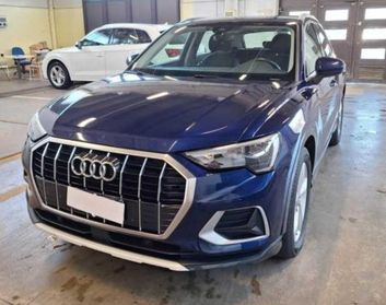AUDI Q3 35 TFSI S tronic Business Advanced