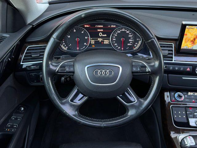 AUDI A8 3.0TDI 258CV quattro tiptronic TETTO/TELECAMERA