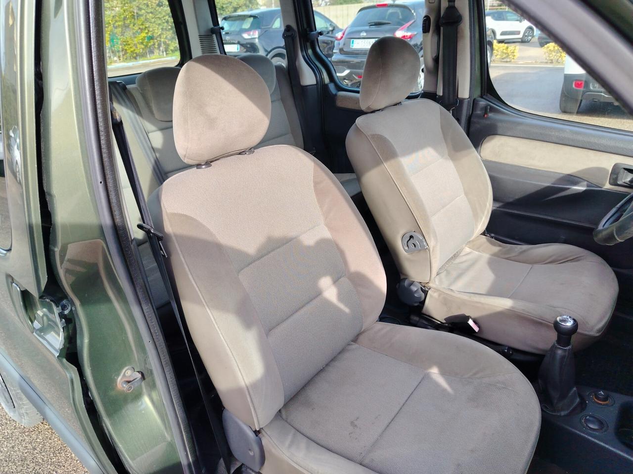 Citroen Berlingo 2.0 HDi 5p. Chrono