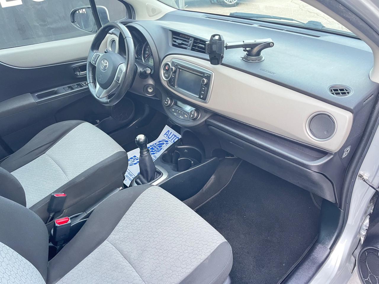 Toyota Yaris 1.0 BENZINA Lounge” tagliandi Toyota”