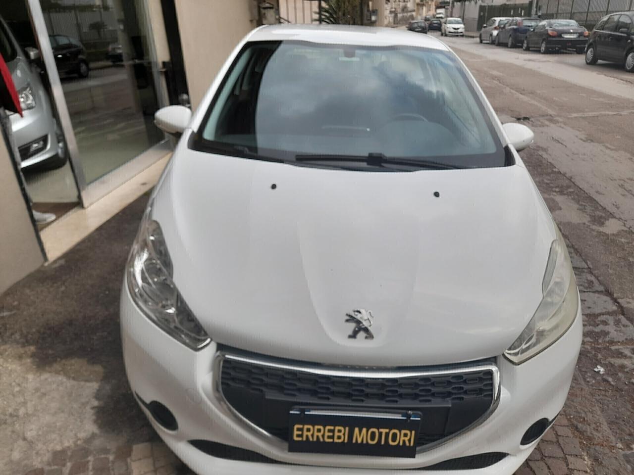 Peugeot 208 1.2 82 CV 3 porte X NEOPATENTATI