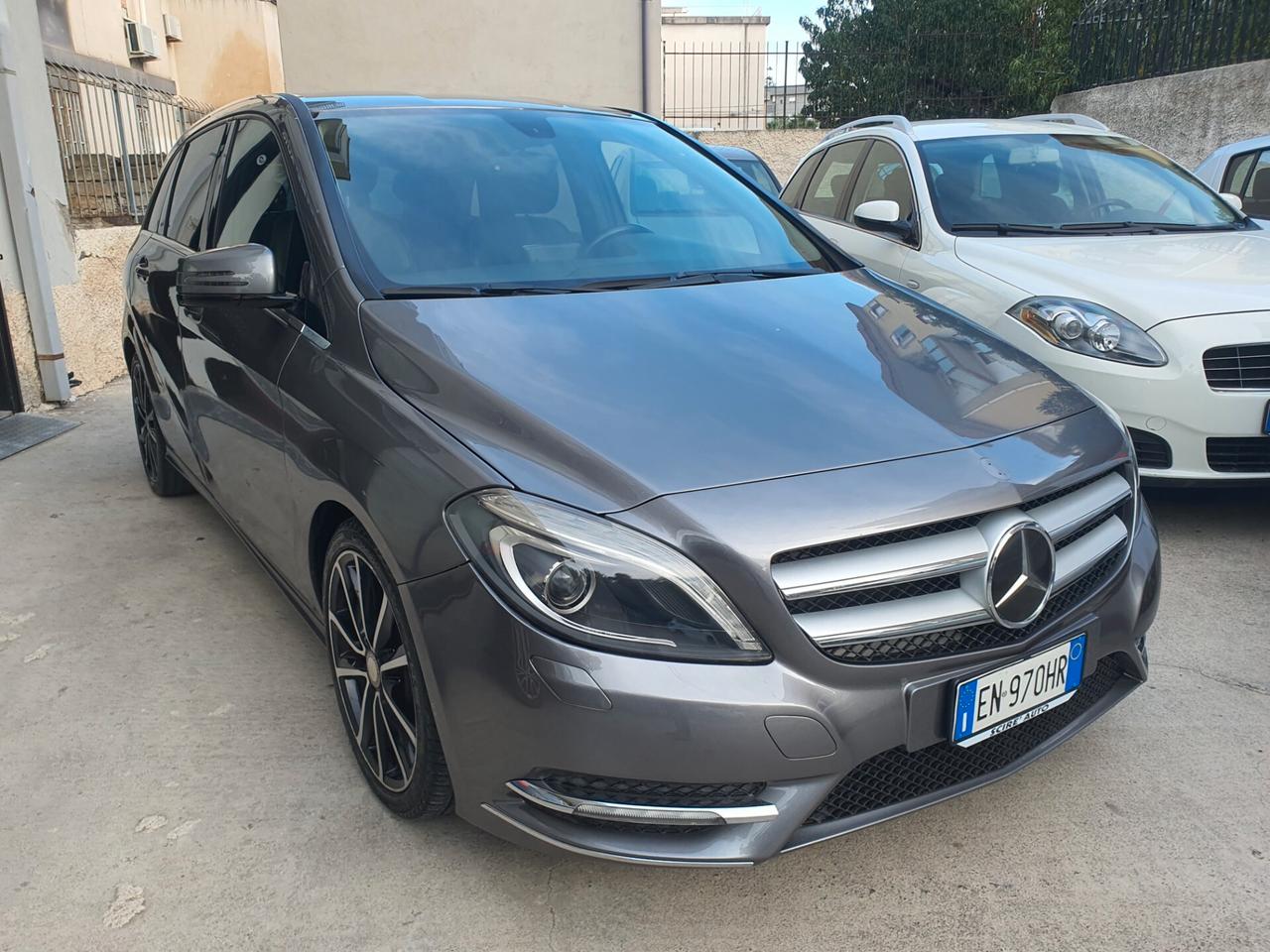 Mercedes-benz B 200 CDI BlueEFFICIENCY Premium