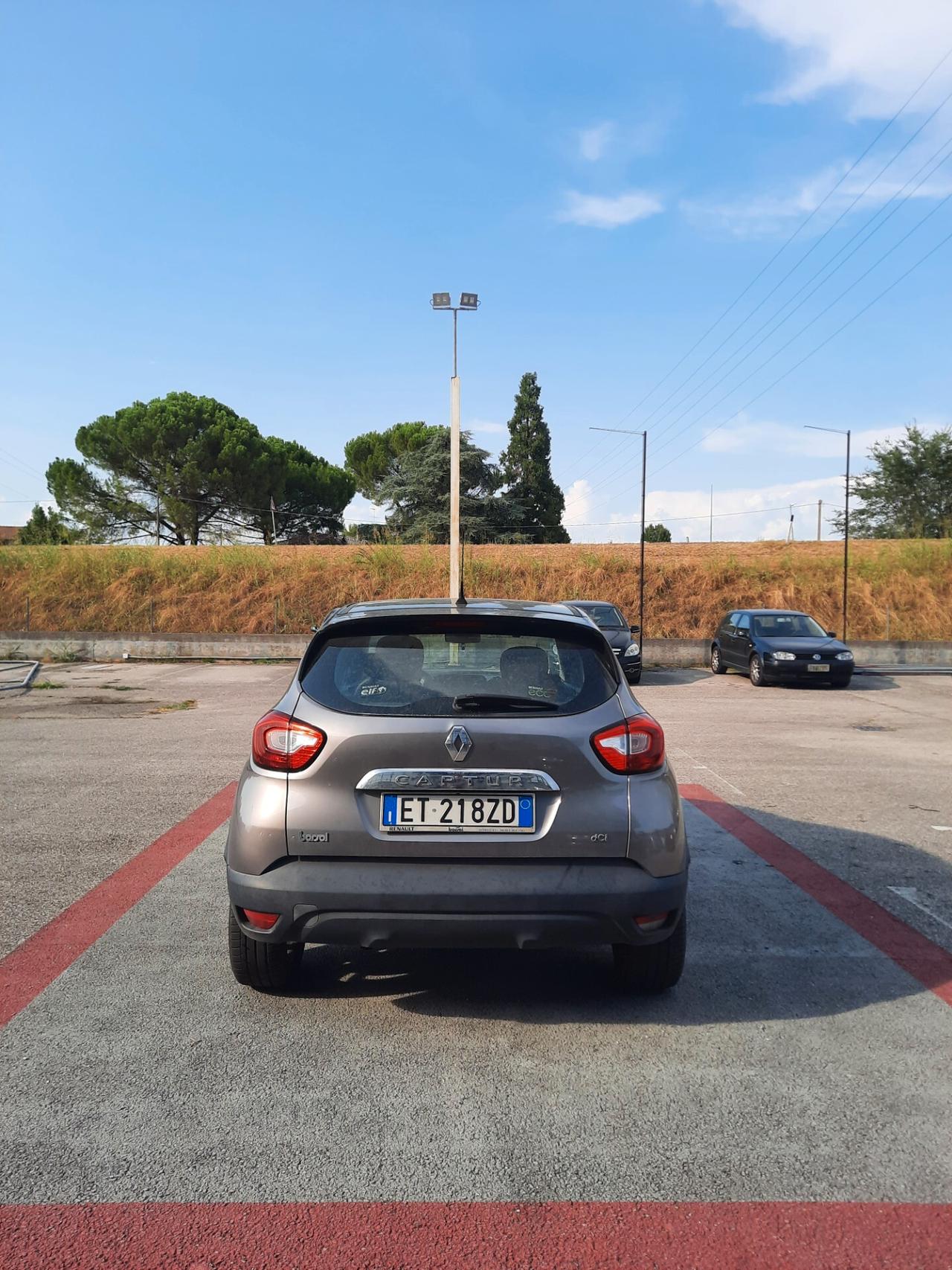 Renault Captur 1.5 dCi 8V 90 CV EDC OK NEOPATENTATI
