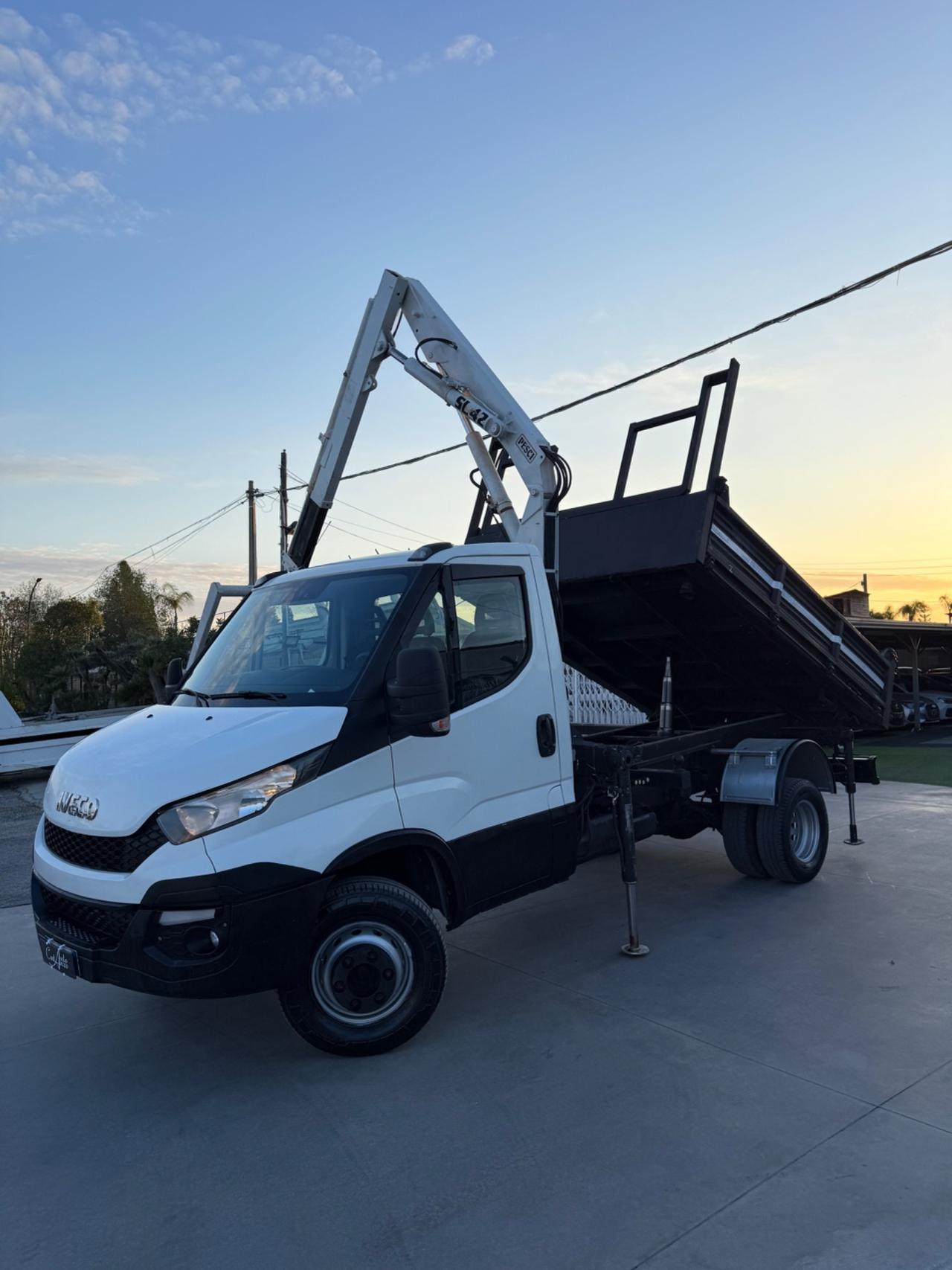 IVECO DAILY 70C17 GRU + CESTELLO RIBALTABILE