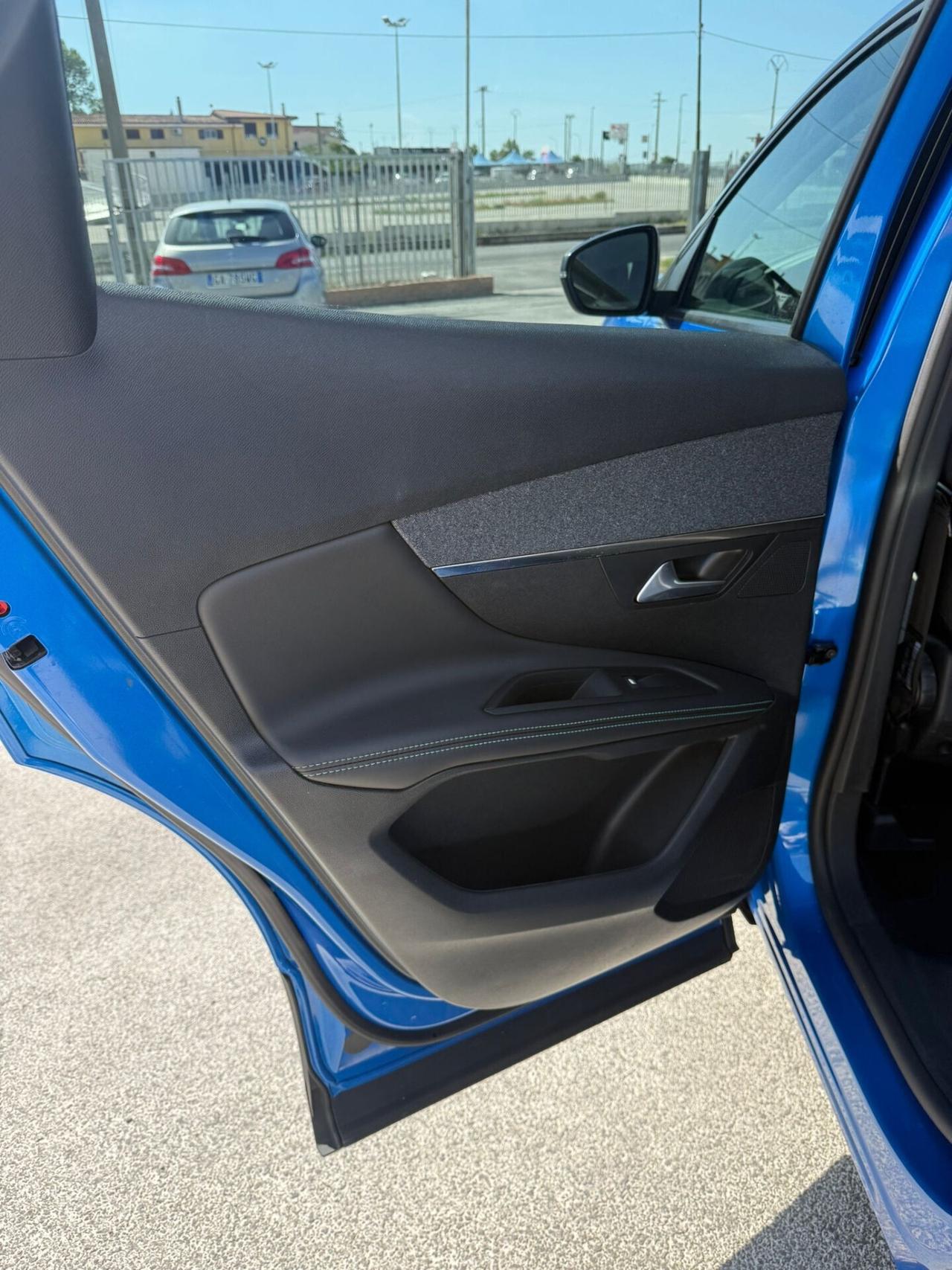 Peugeot 3008 BlueHDi 130 S&S Allure Pack