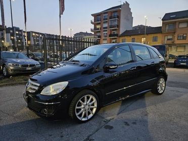 MERCEDES-BENZ B 200 CDI