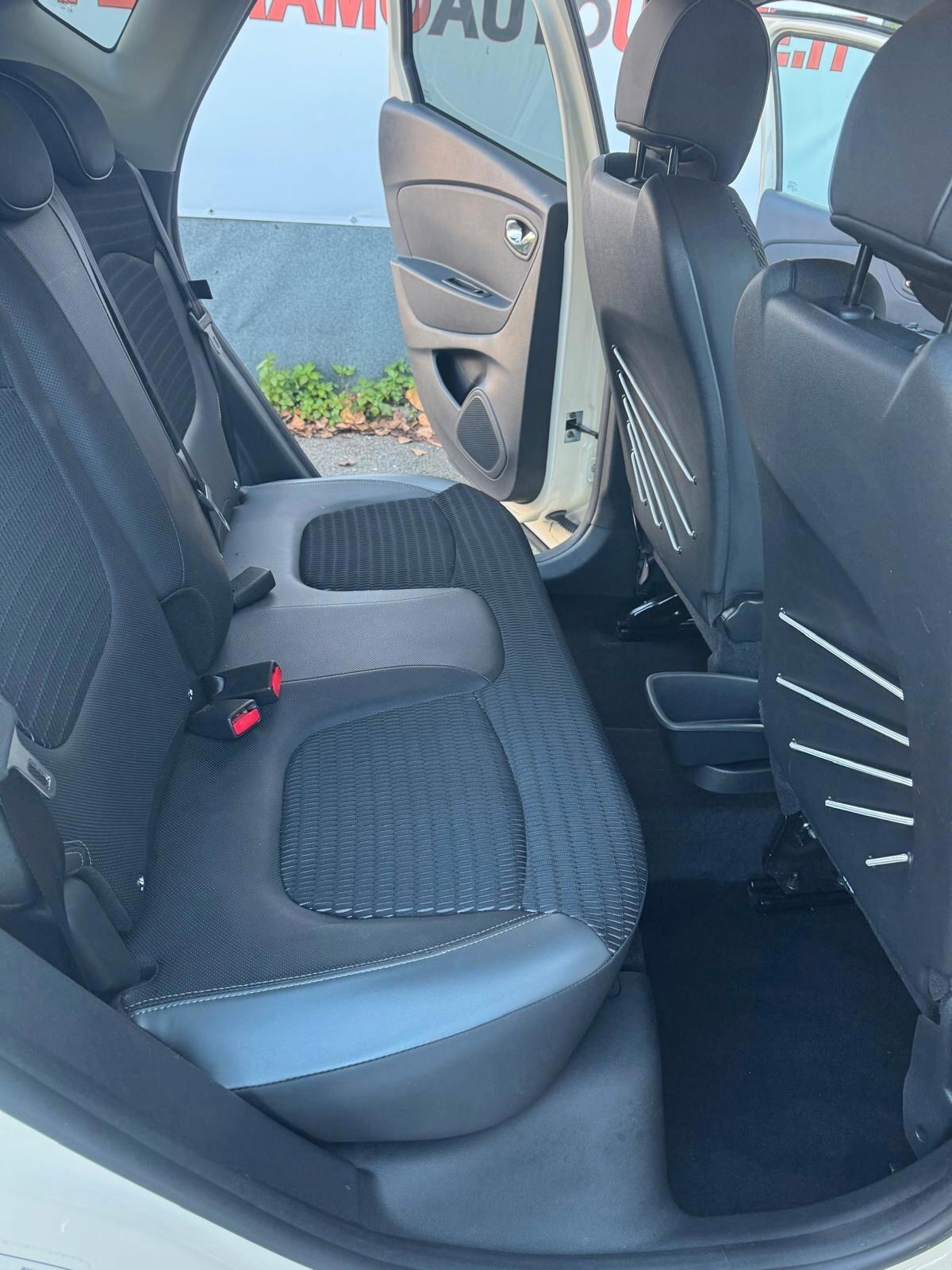 Renault Captur dCi 8V 90 CV EDC Start&Stop Energy Hypnotic