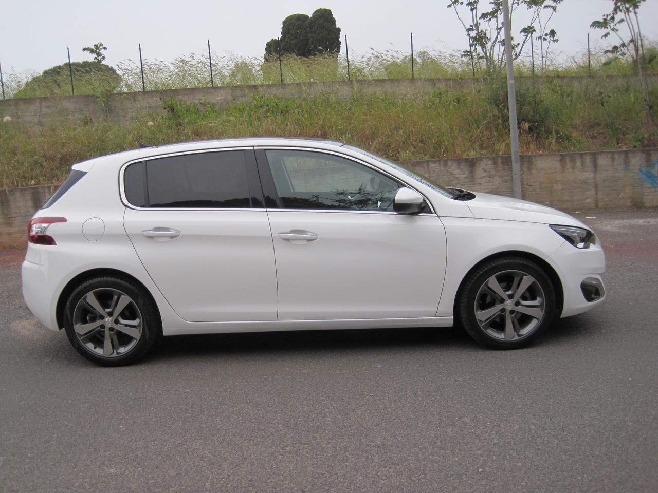 Peugeot 308 BlueHDi 120 S&S Allure