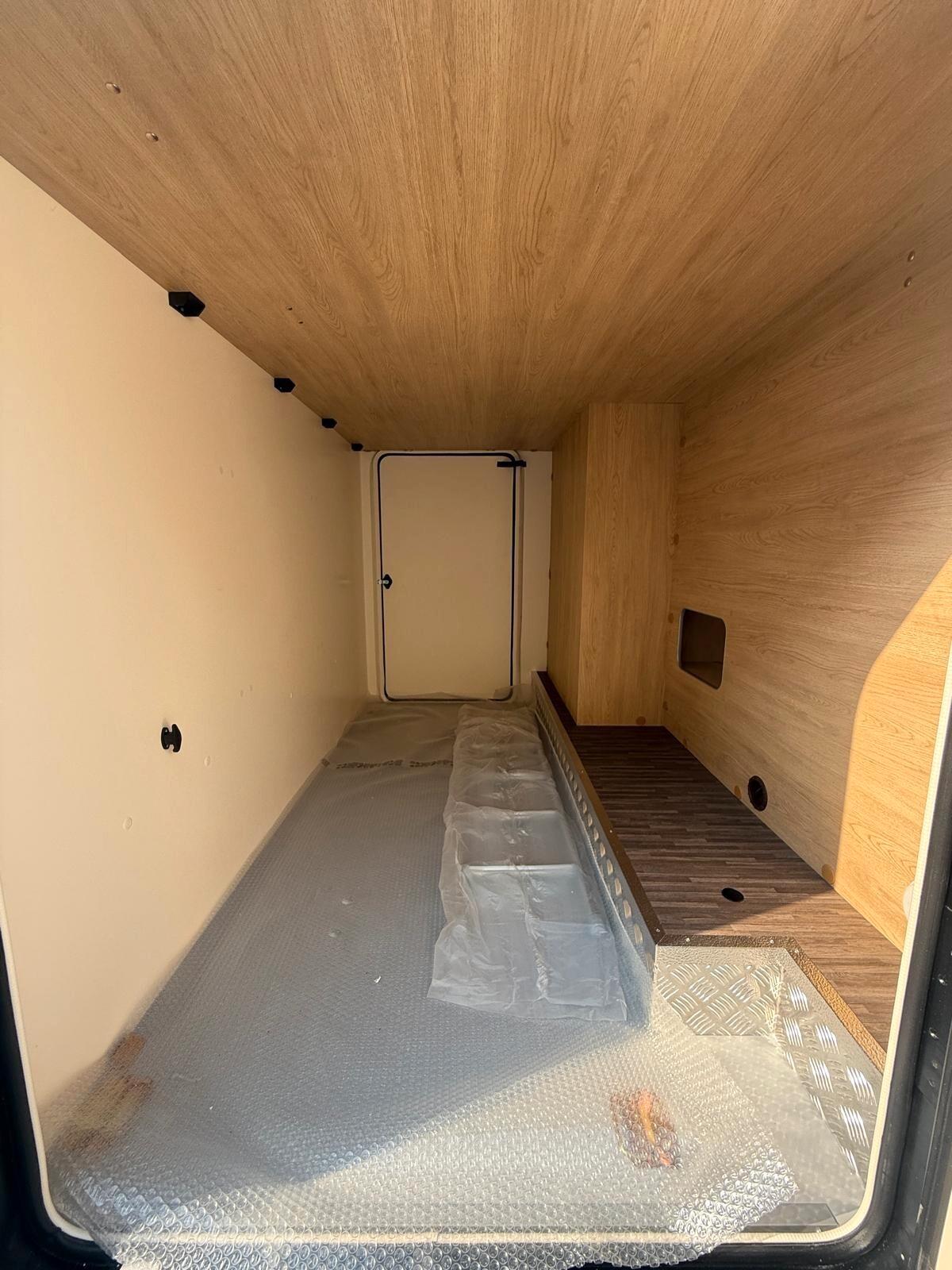 Ci International Horon Fit 81 XT camper