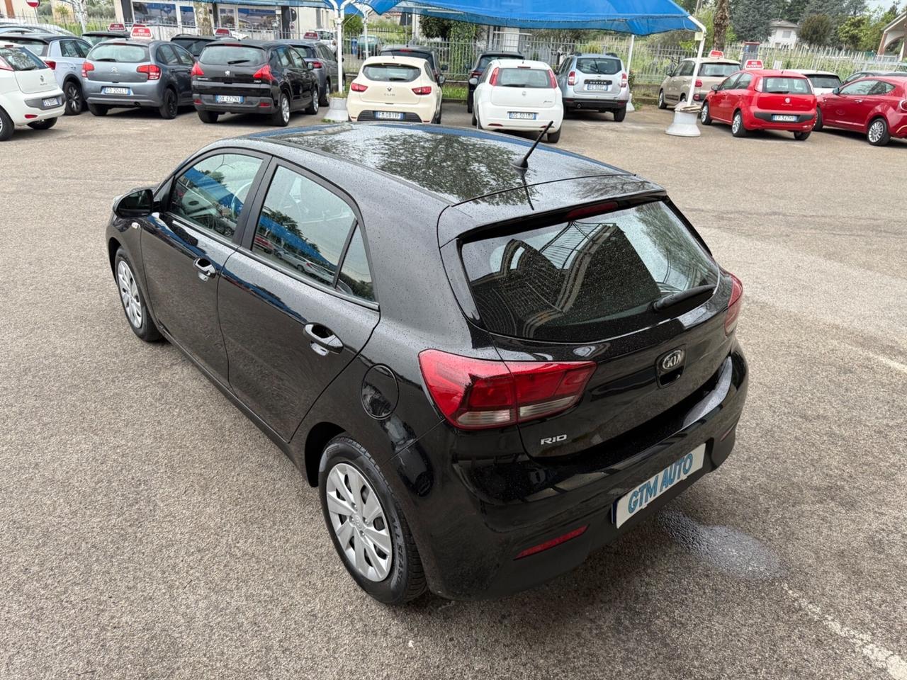 Kia Rio 1.2 Benzina 84CV - Neopatentati