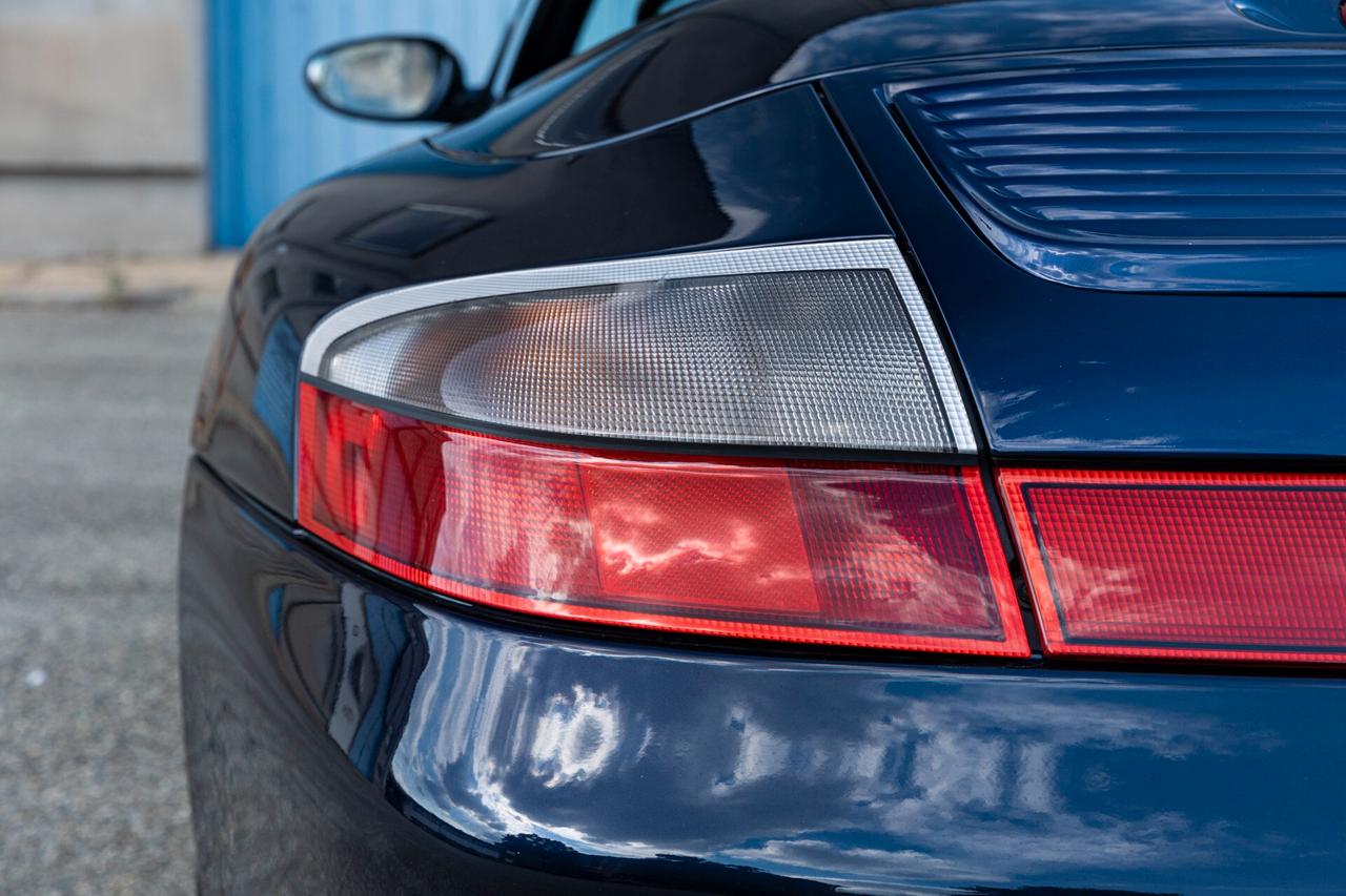 Porsche 911 Carrera 4S cat Cabriolet