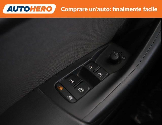 AUDI Q3 2.0 TDI 120 CV S tronic Young