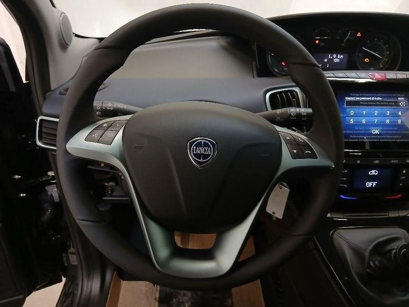 Lancia Ypsilon 1.0 firefly hybrid Gold Plus s&s 70cv 5p.ti