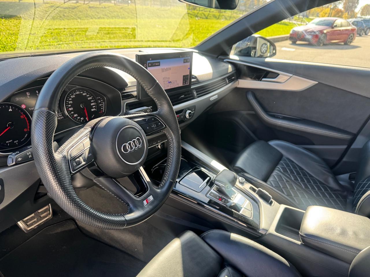 Audi A4 Avant 40 TDI quattro S tronic line edition