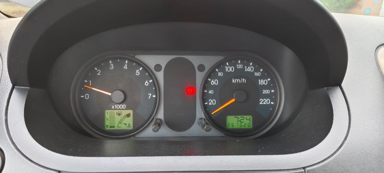 Ford Fiesta 1.4 16V 5p. Ghia