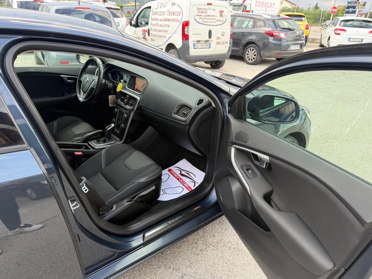 Volvo V40 D2 Geartronic R-design