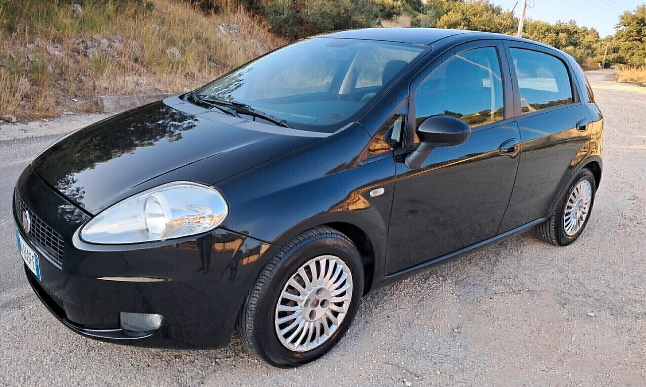 Fiat Grande Punto Grande Punto 1.3 MJT 90 CV 5 porte Dynamic (Gancio Traino)