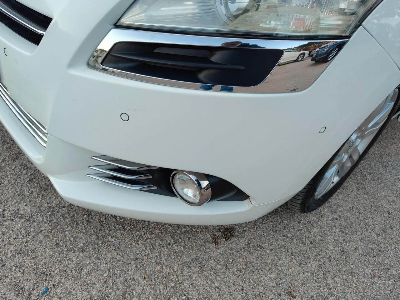 Peugeot 5008 1.6 HDi 115CV Business