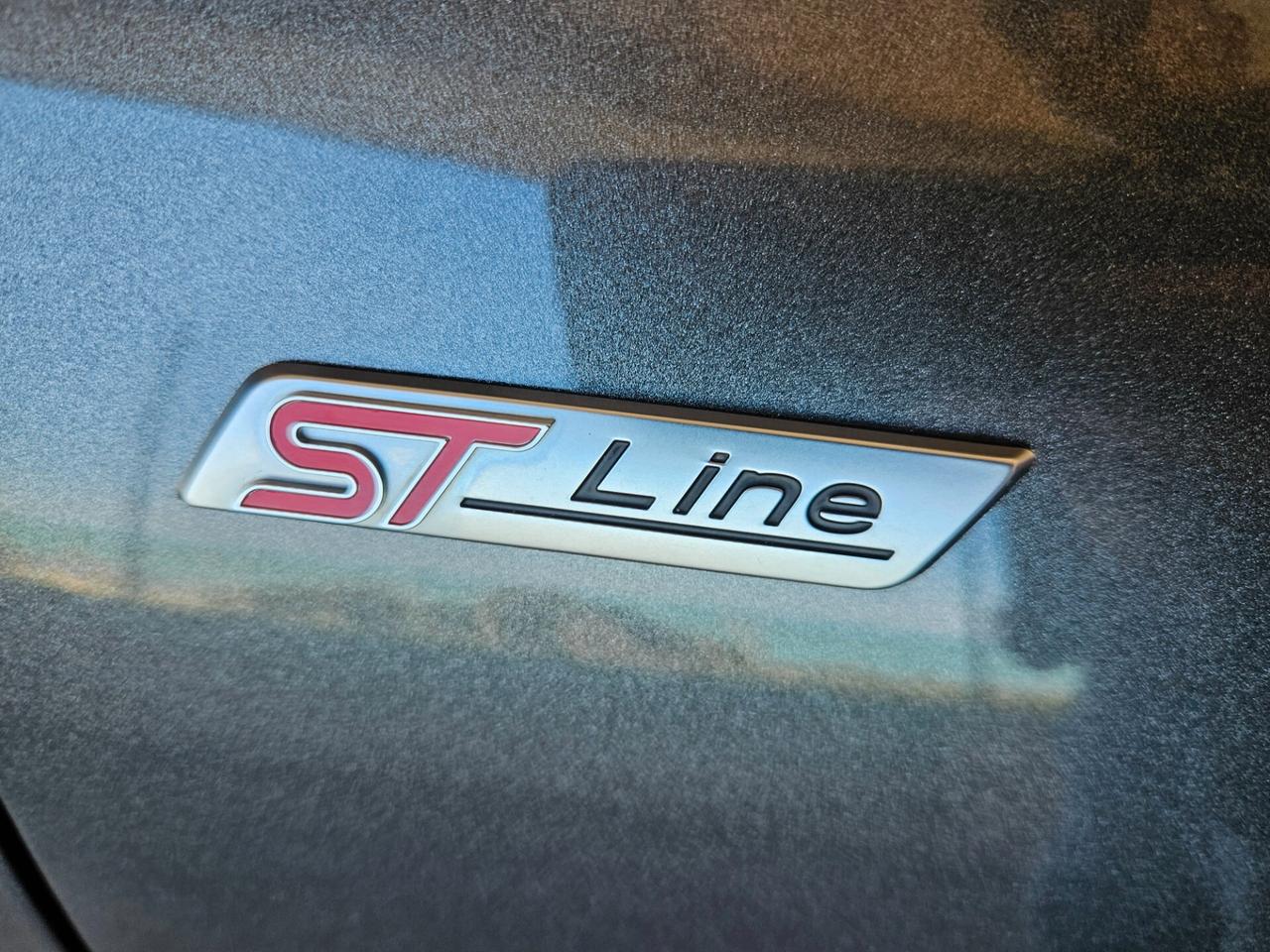 Ford Kuga 2.0 EcoBlue Hybrid 150 CV 2WD ST-Line