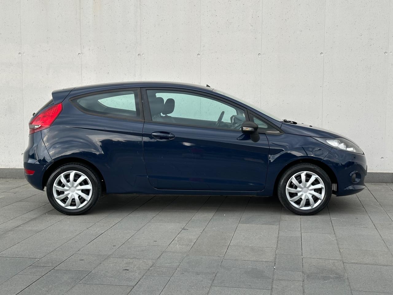 Ford Fiesta 1.2 3 porte Gpl Neopatentati