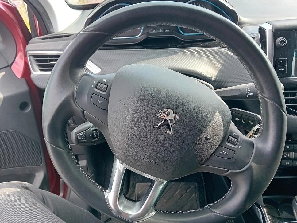 Peugeot 2008 BlueHDi 100 Allure