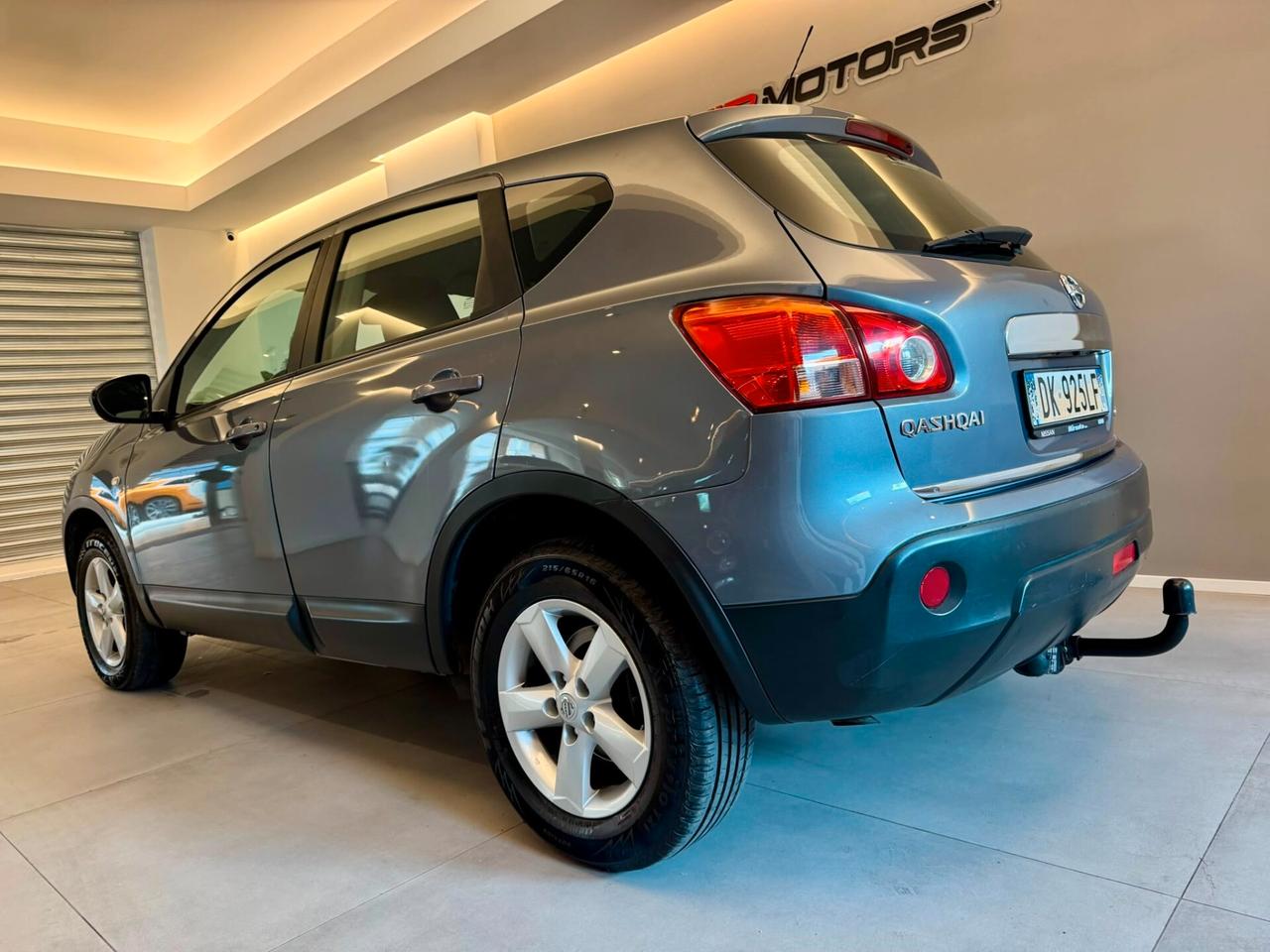 NISSAN QASHQAI 2.0 TEKNA 150CV UNICOPROPRIETARIO GANCIO TRAINO