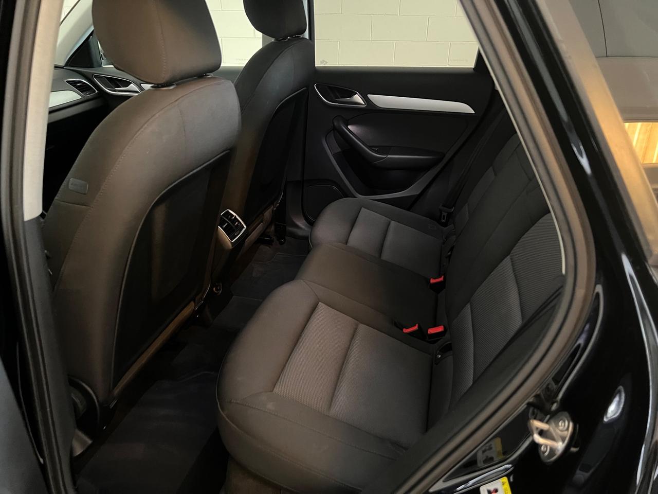 Audi Q3 2.0 TDI 150 CV S tronic Business