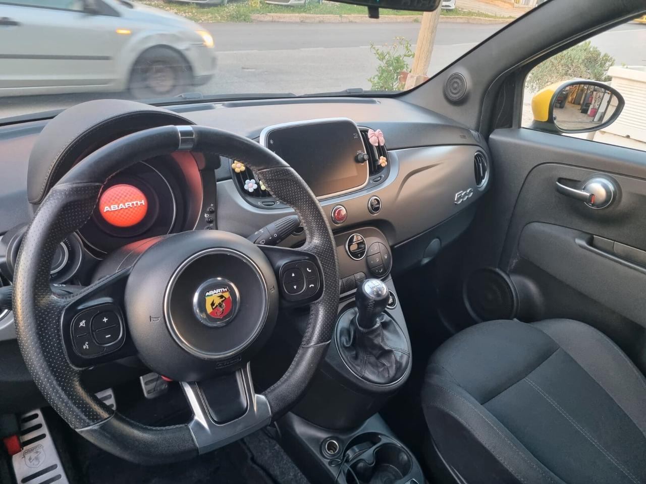 Abarth 595 1.4 Turbo T-Jet 160 CV Pista